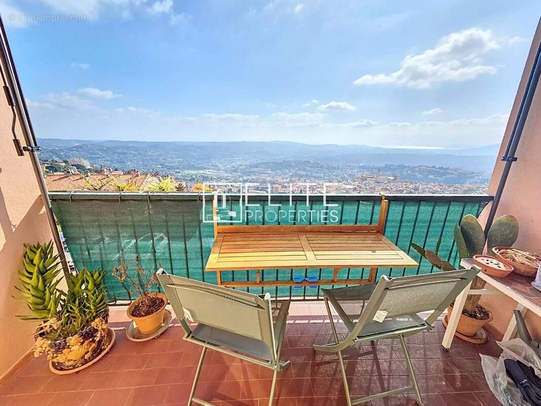 Appartement à GRASSE