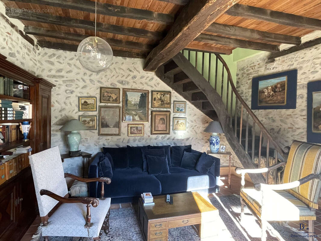 Maison à SAUVETERRE-DE-BEARN