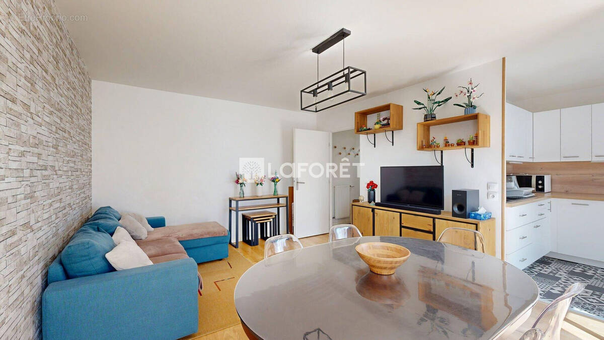 Appartement à NANTERRE