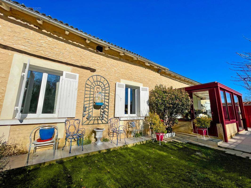 Maison à SAINT-MAIME-DE-PEREYROL