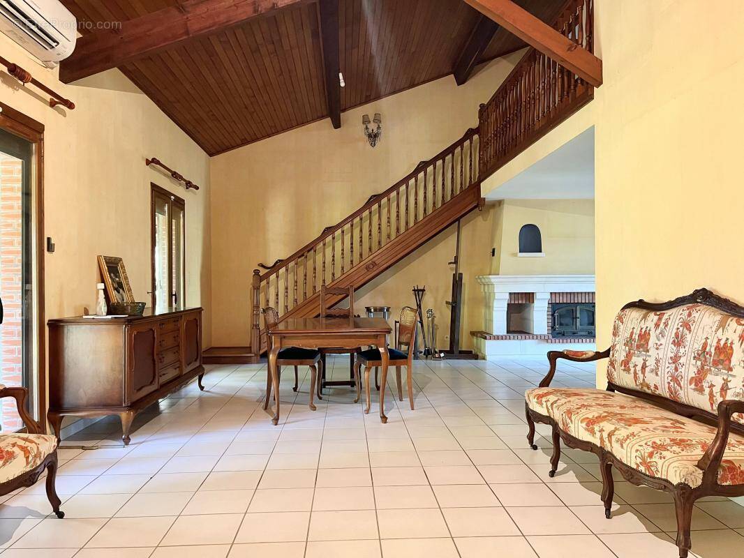 Maison à SAINT-ORENS-DE-GAMEVILLE