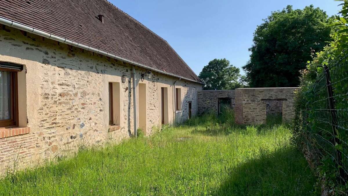 Maison à GARGILESSE-DAMPIERRE