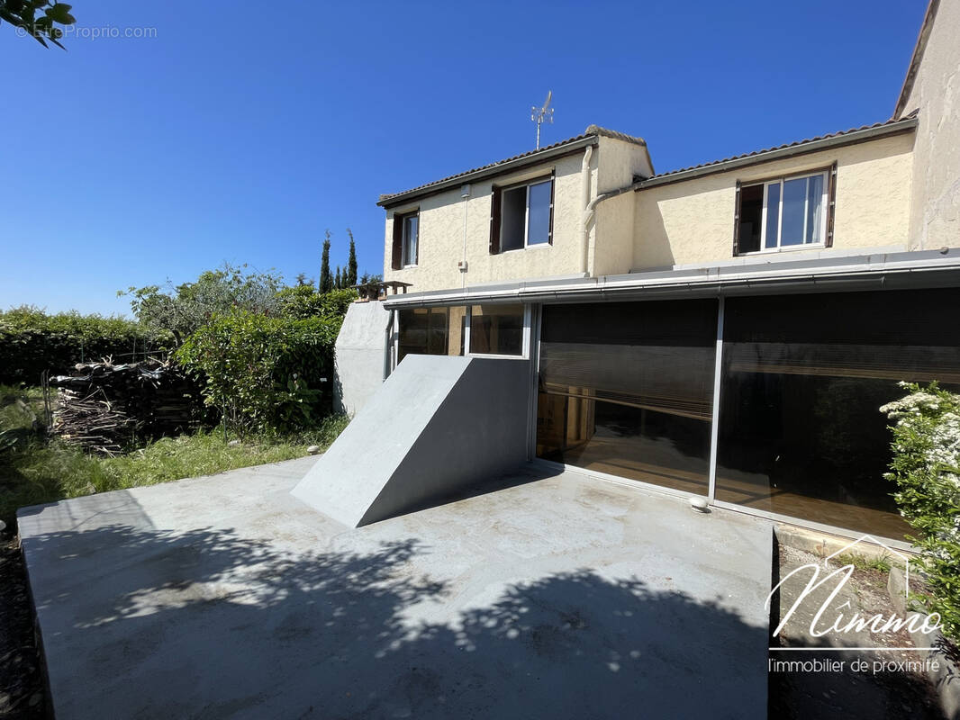 Maison à NIMES
