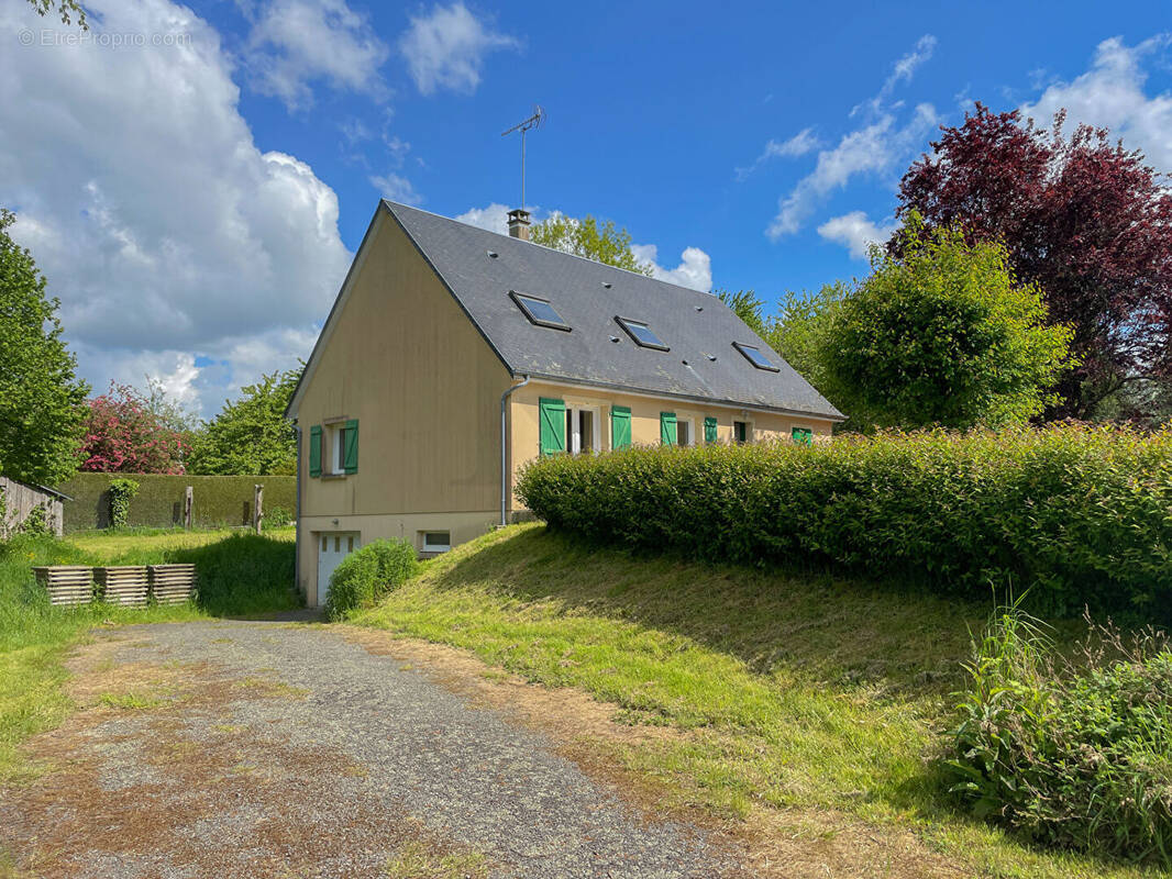 Maison à BRIOUZE