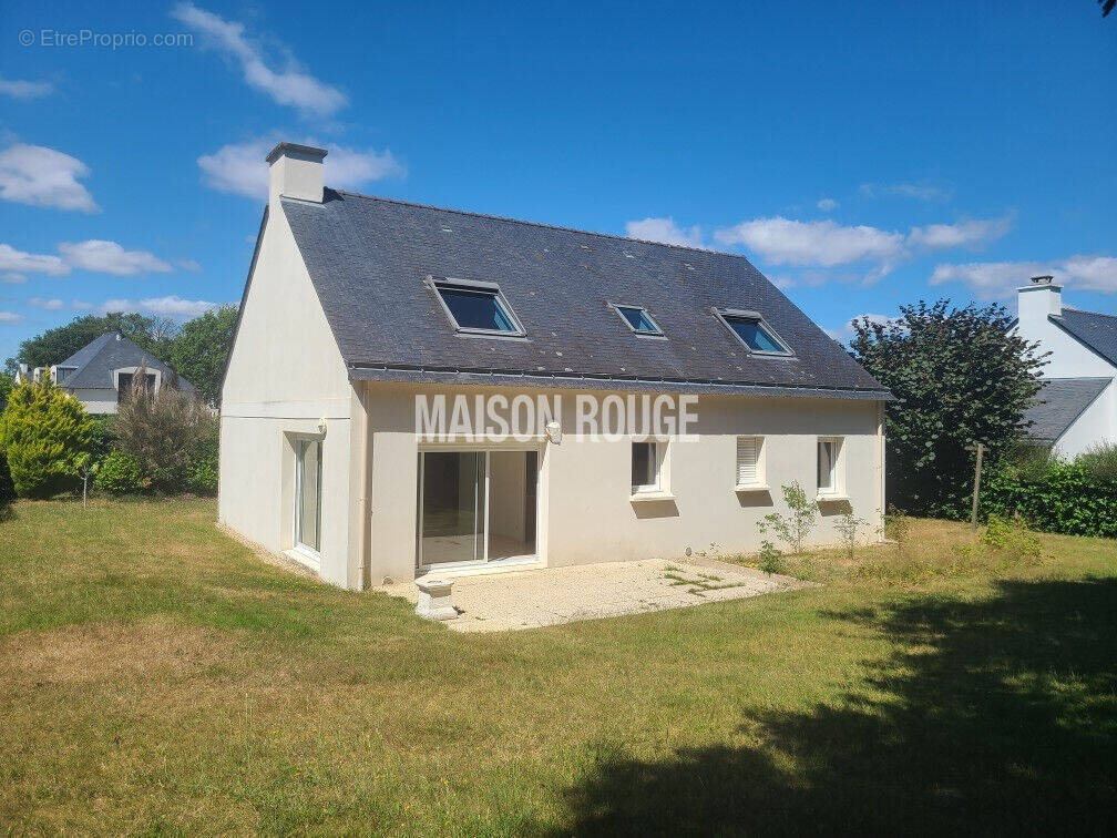 Maison à PLOEREN