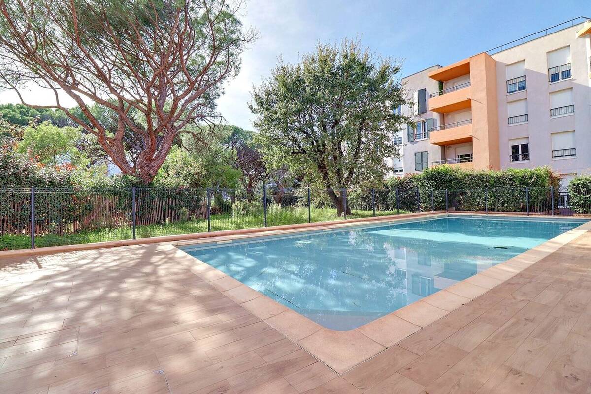 Appartement à FREJUS