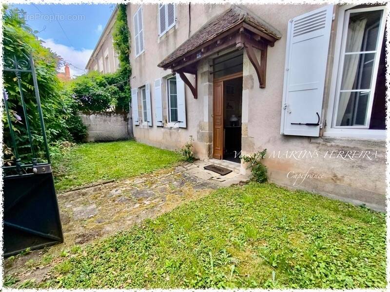 Maison à CHATEAUMEILLANT