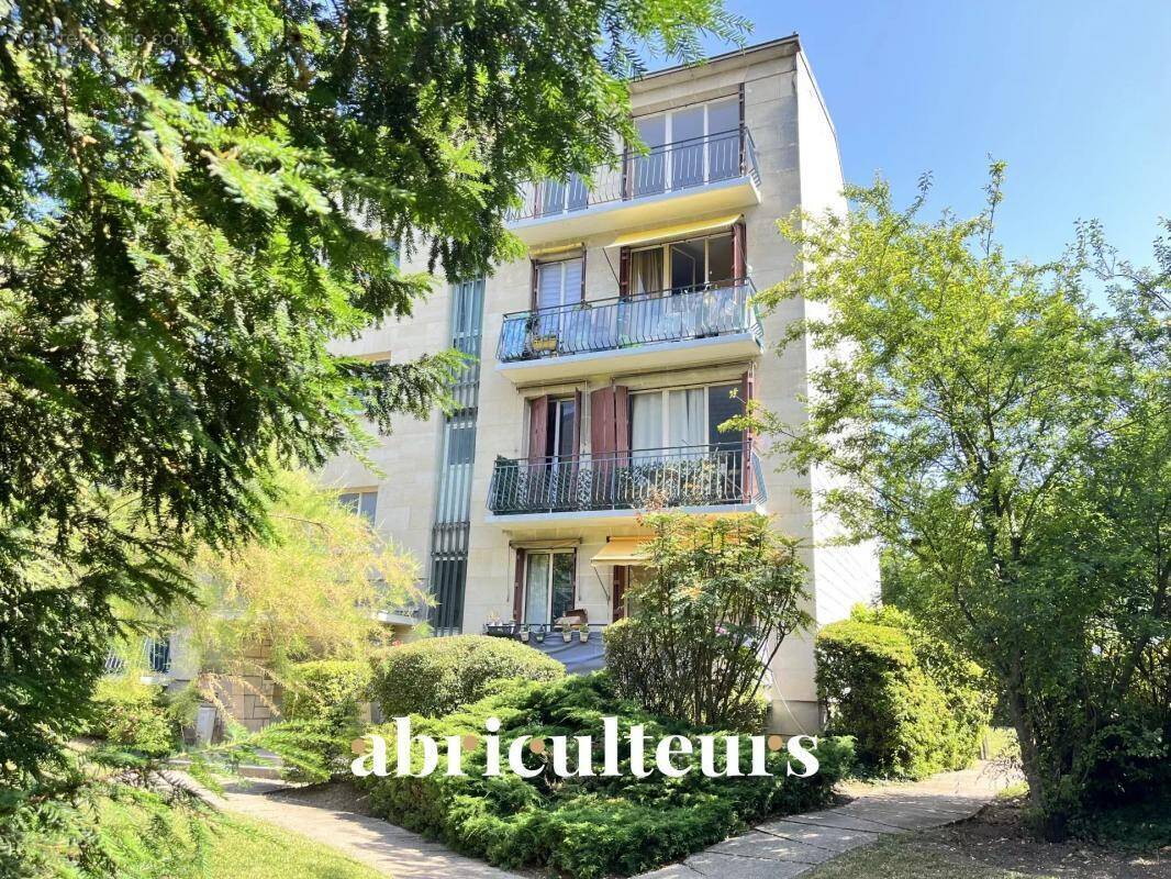 Appartement à EPINAY-SUR-SEINE