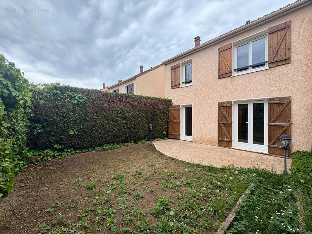 Maison à PLAISIR