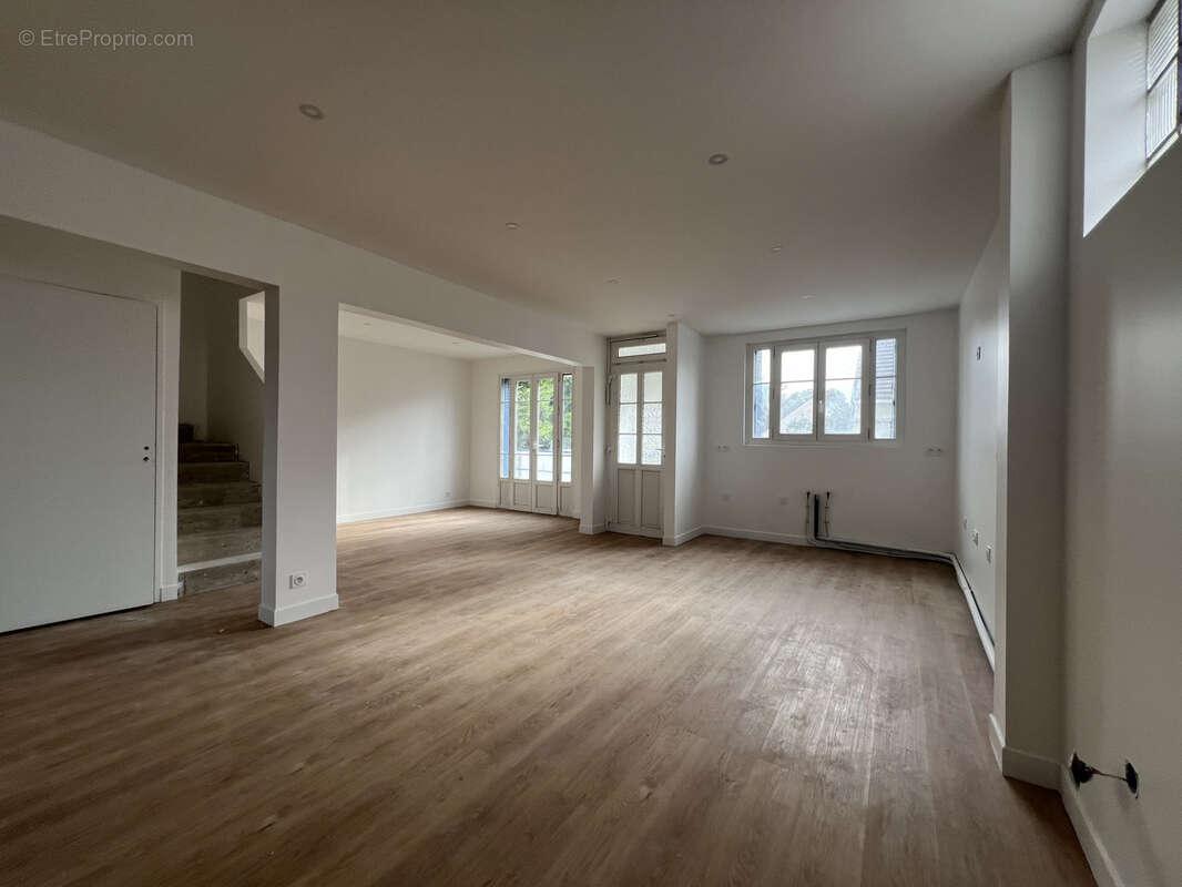 Maison à CARRIERES-SUR-SEINE