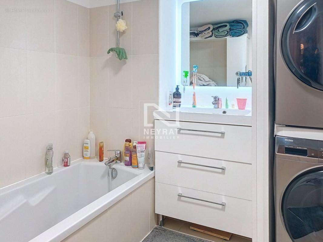 Appartement à FAYENCE