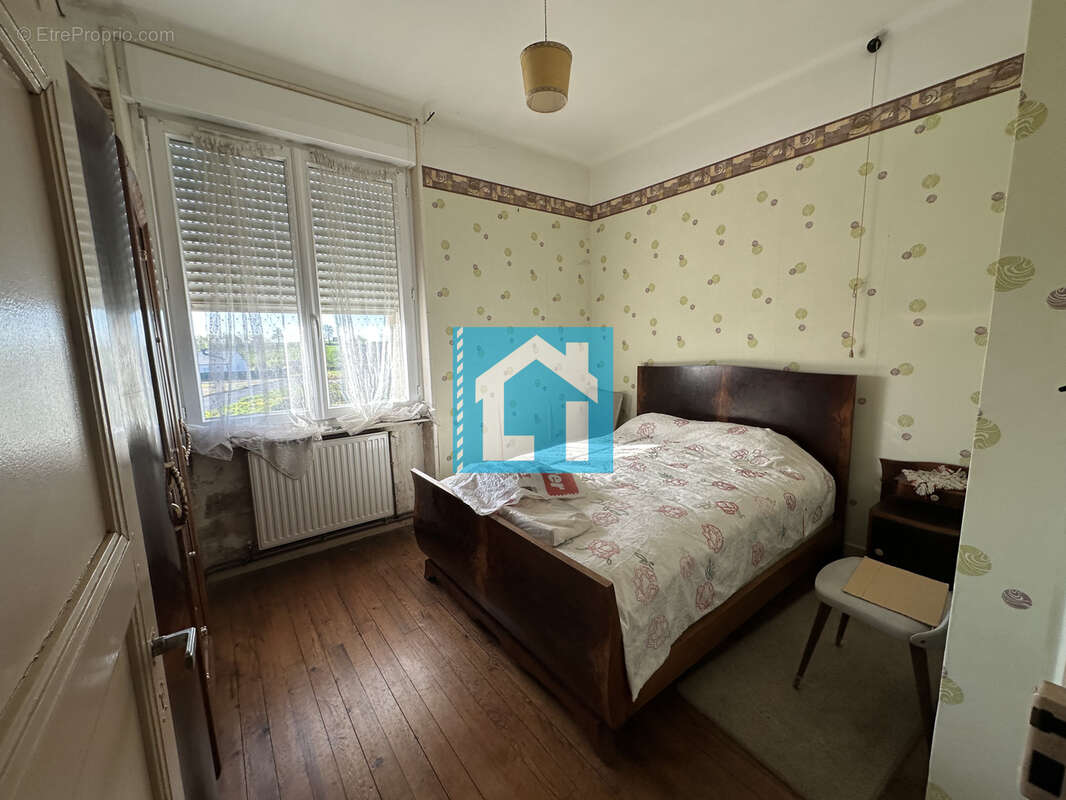 Maison à REFFUVEILLE