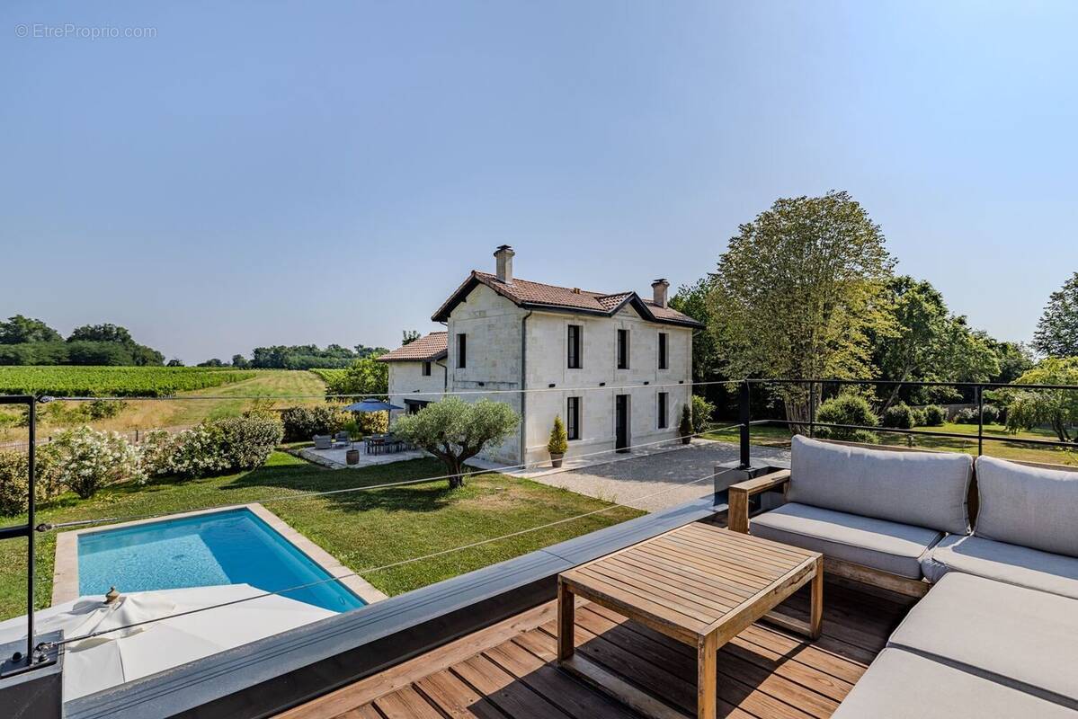 Maison à VILLEGOUGE