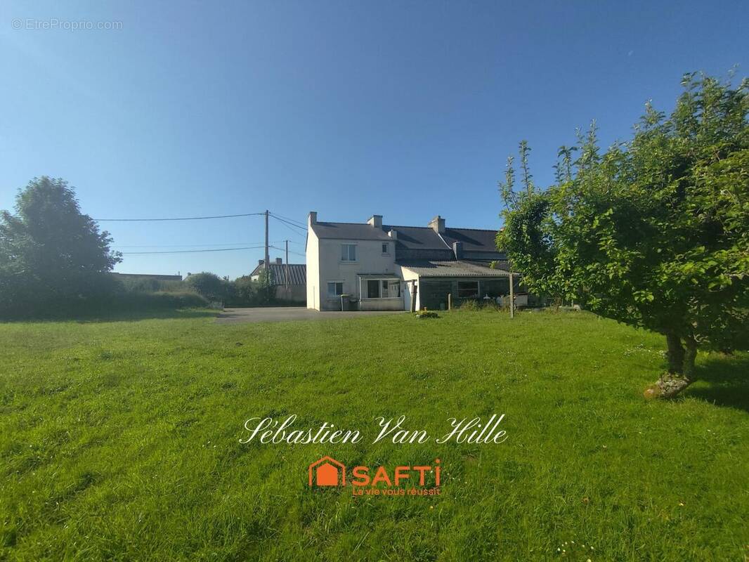 Photo 1 - Maison à PLOUZEVEDE