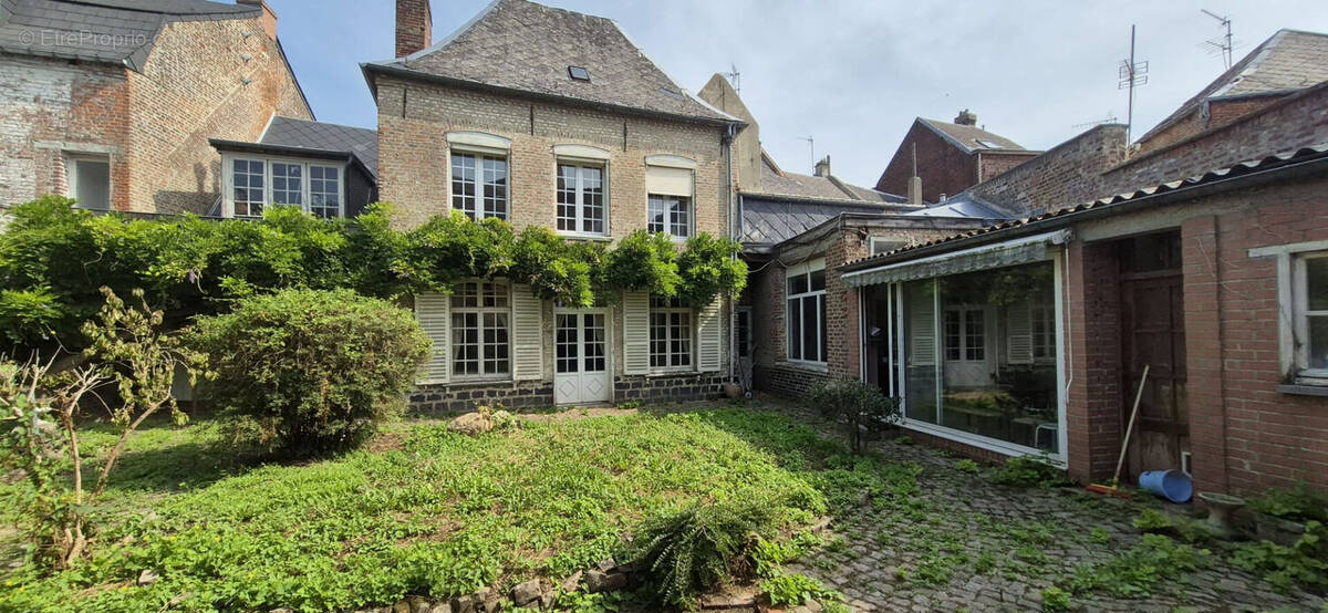 Maison à LE QUESNOY