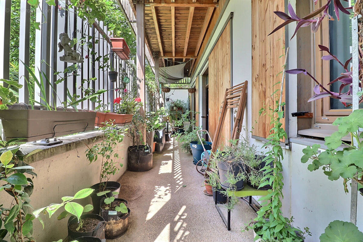 Appartement à AUBERVILLIERS