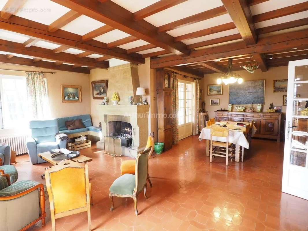 Maison à PIERREVERT