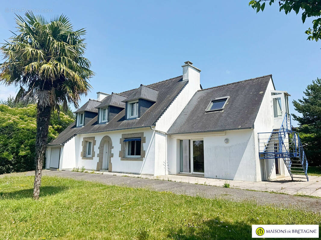 Maison à RIEC-SUR-BELON