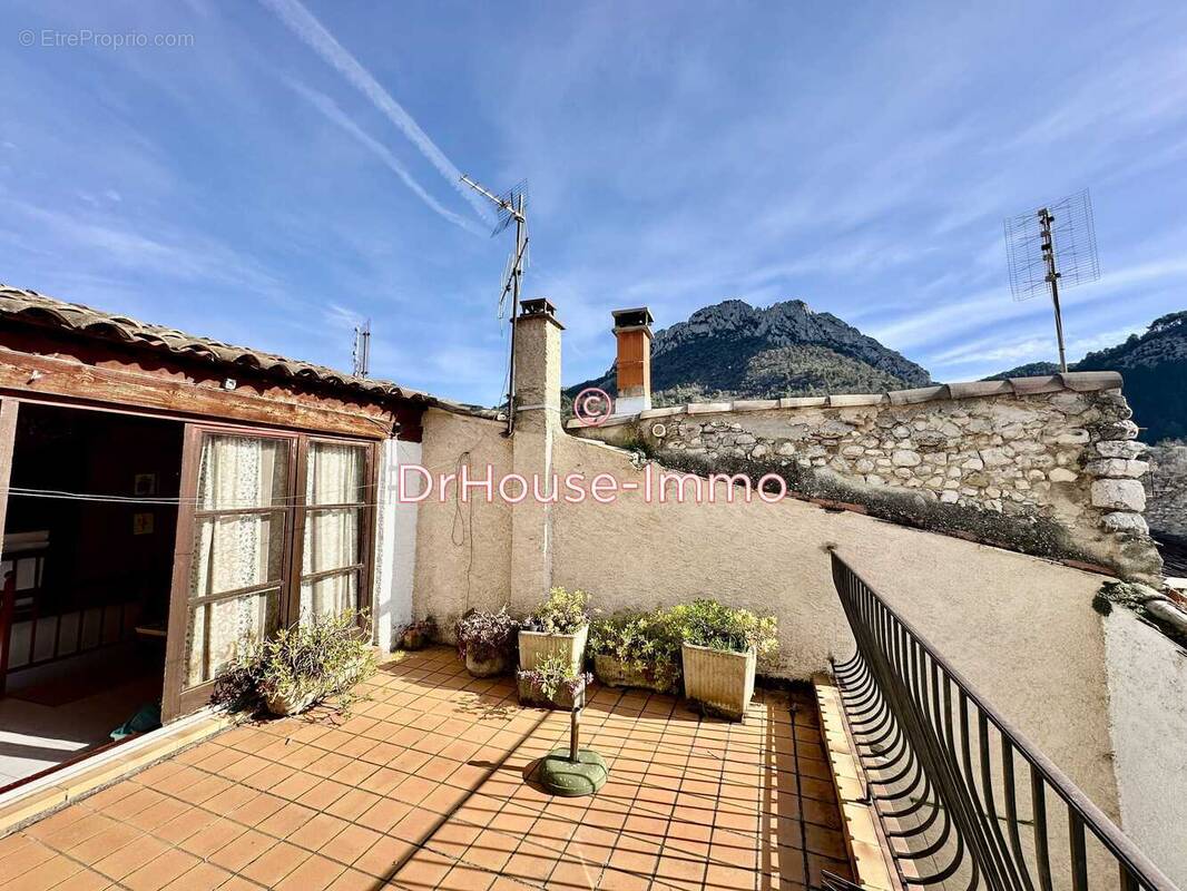 Maison à BUIS-LES-BARONNIES