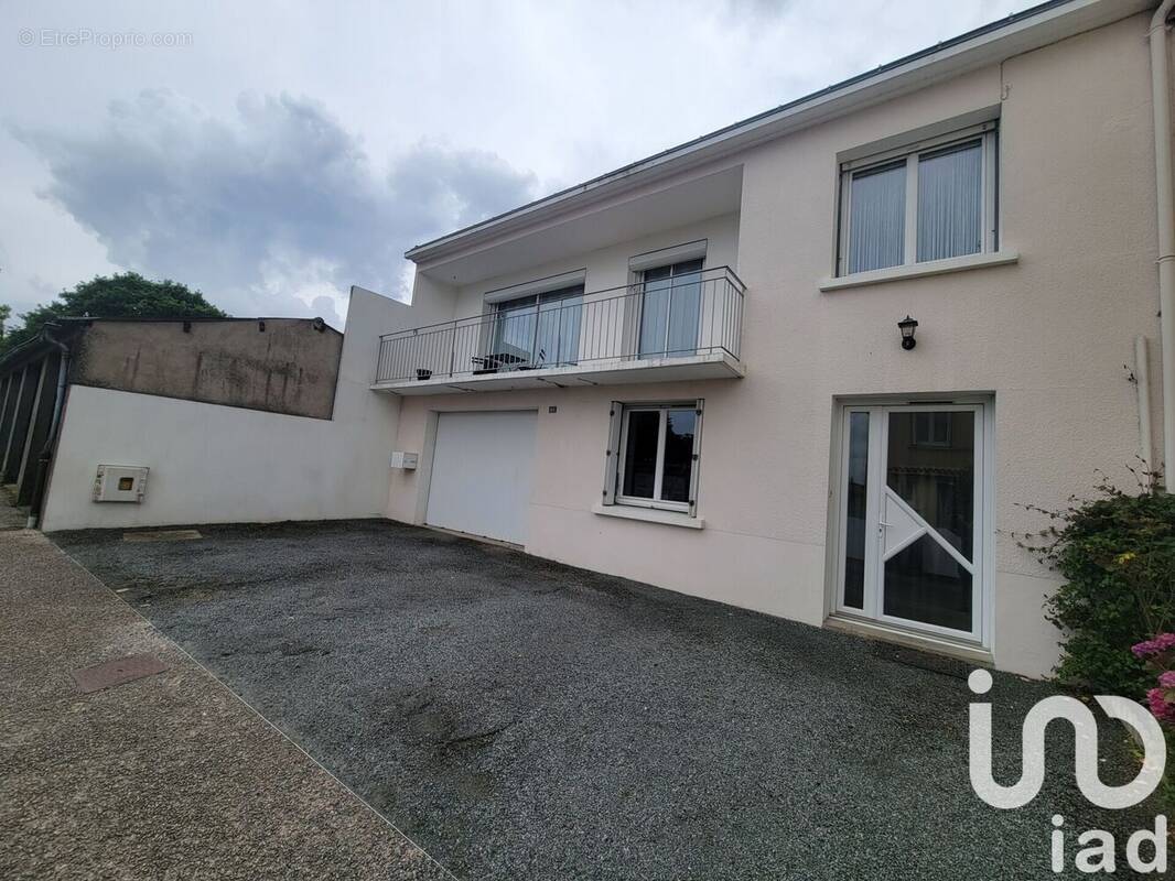 Photo 1 - Maison à POUZAUGES