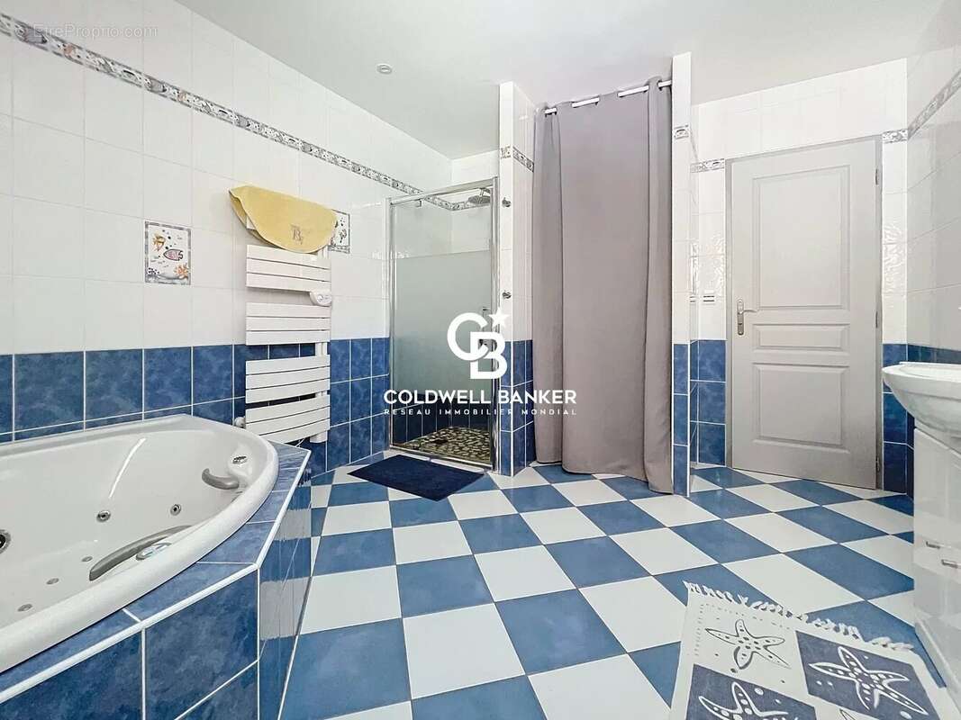 Maison à ESNANDES