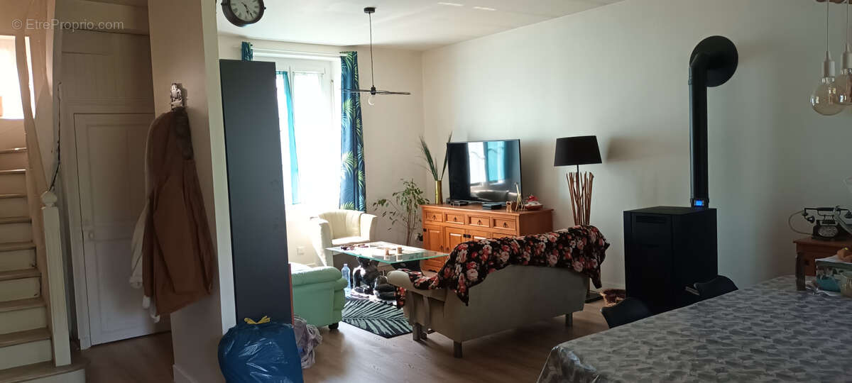 Maison à THIVIERS