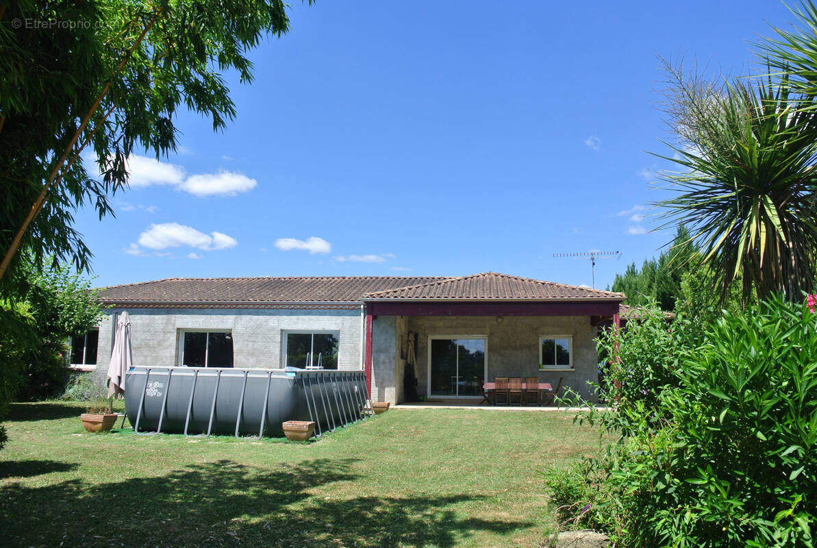 Maison à SAINTE-BAZEILLE