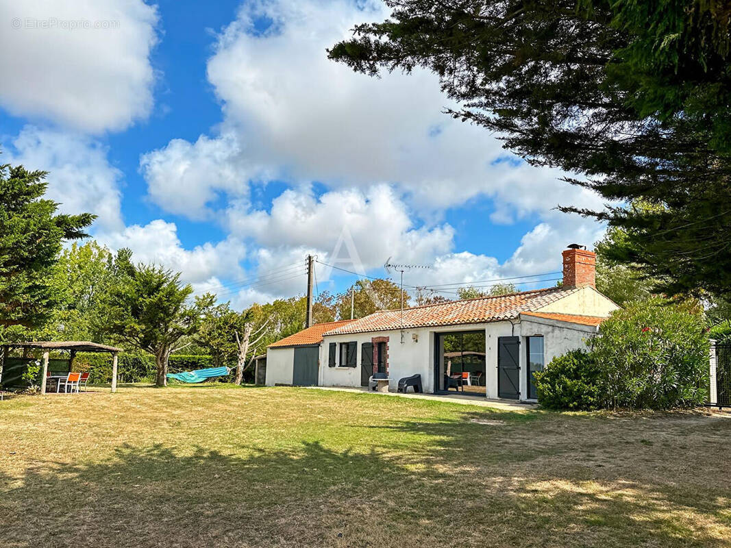 Maison à LE PERRIER
