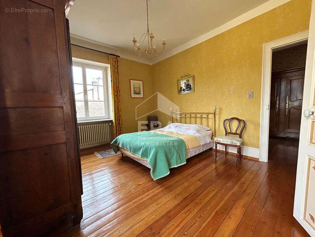 Appartement à LURE