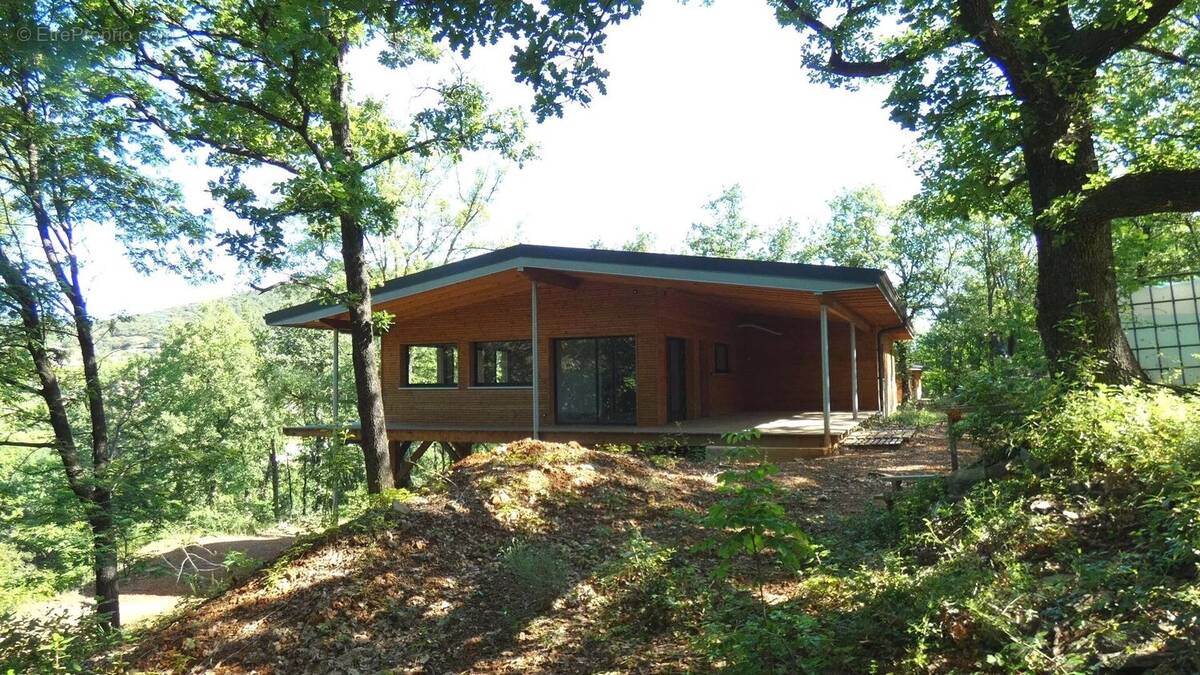 Maison à MONOBLET