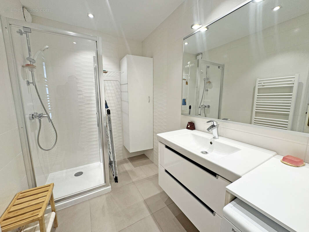 Appartement à VENCE