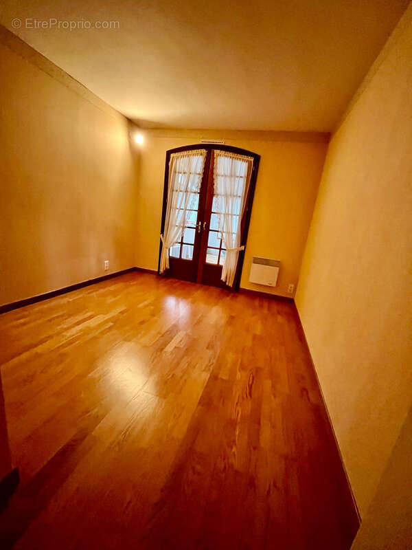 Maison à GENSAC-LA-PALLUE