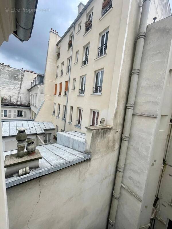 Appartement à PARIS-3E