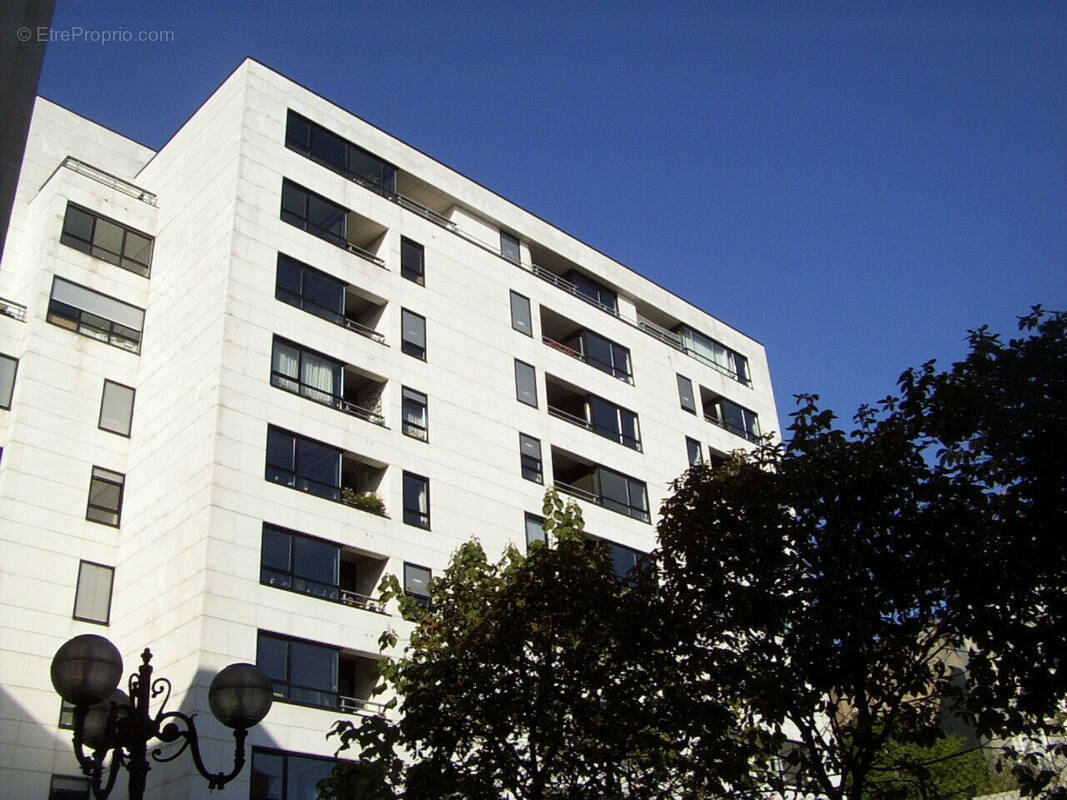 Appartement à ENGHIEN-LES-BAINS