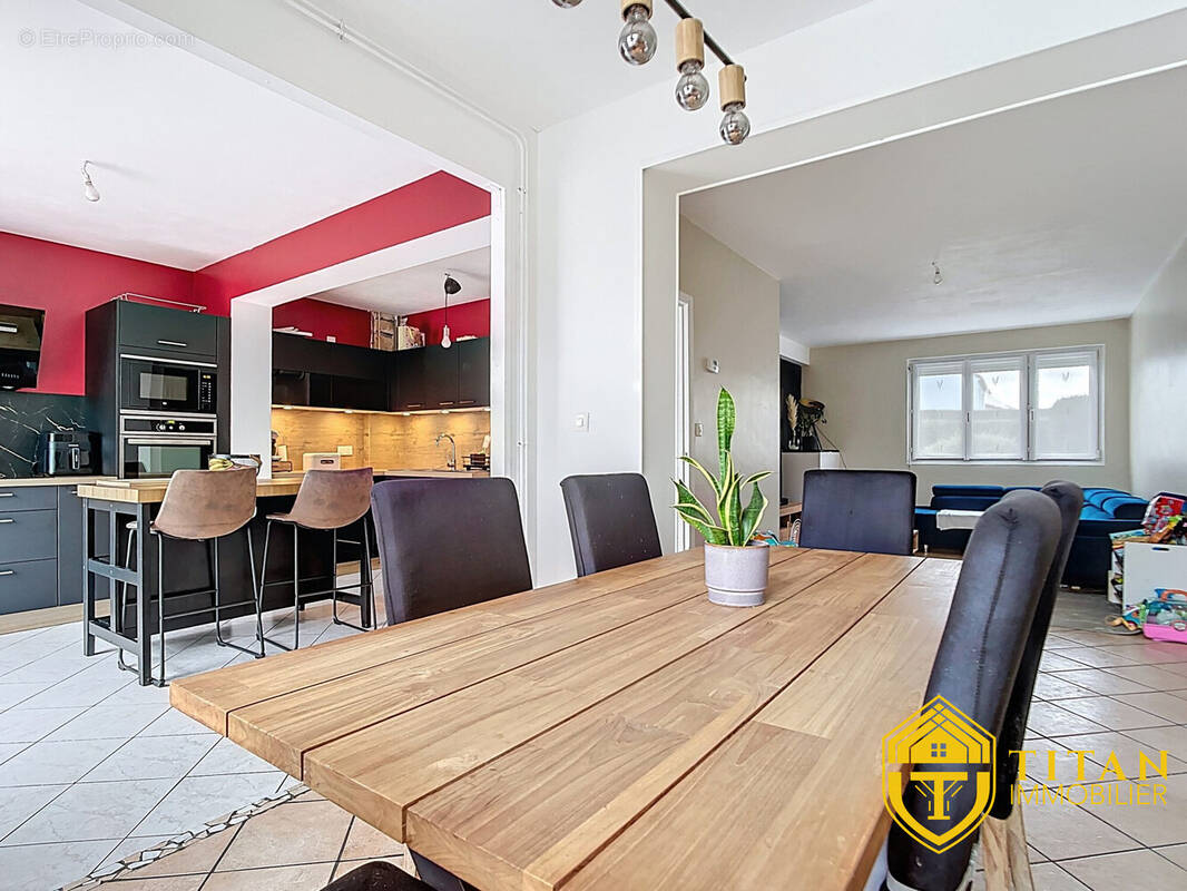  Exclusivité maison 2 chambres, 1 bureau, jardin et garage à Saint-Pol-sur-Mer (59430) TITAN-IMMOBILIER - Maison à FORT-MARDYCK