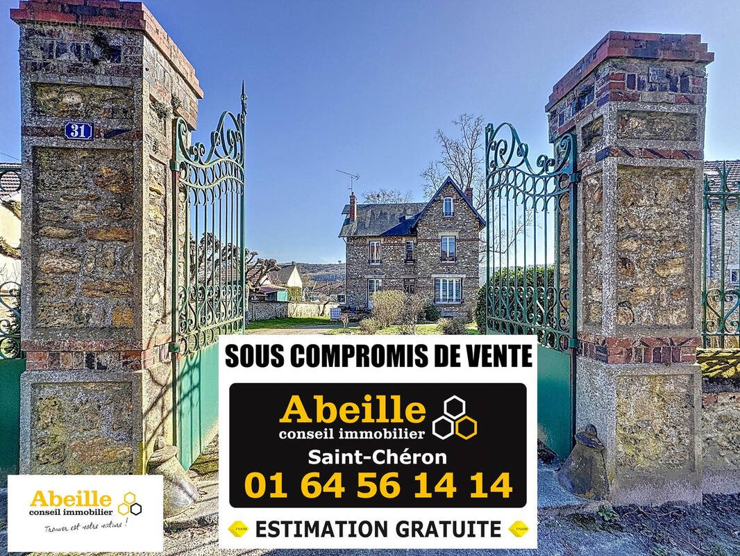 Maison à SAINT-CHERON
