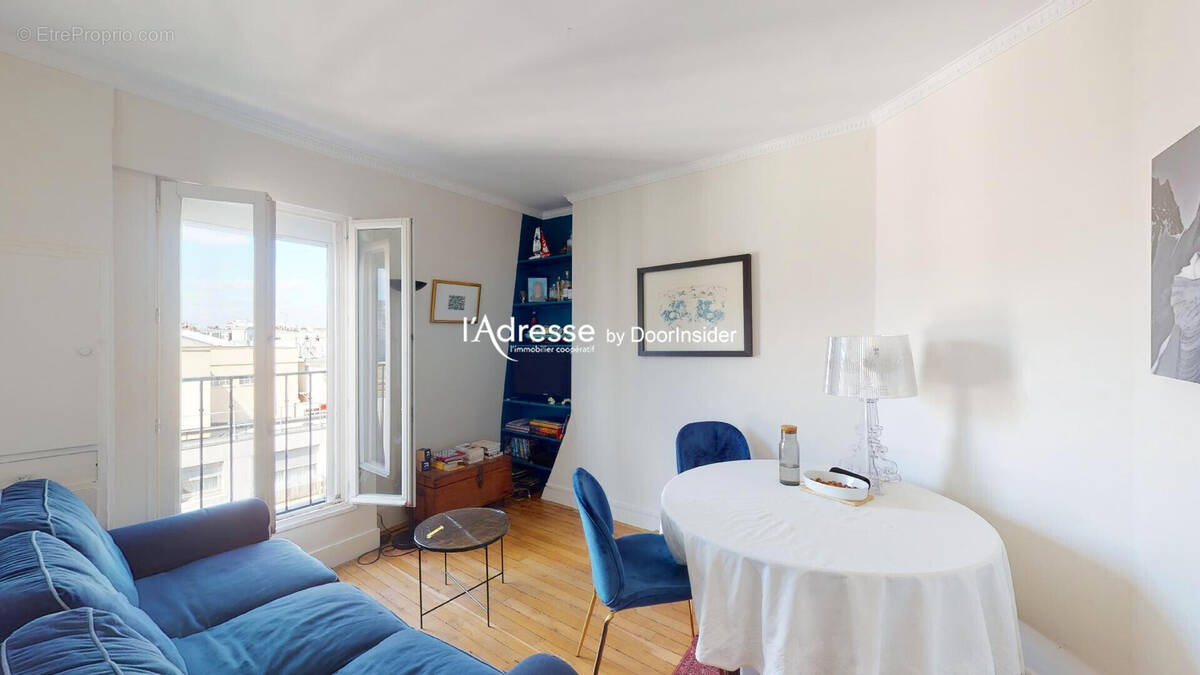 Appartement à PARIS-15E
