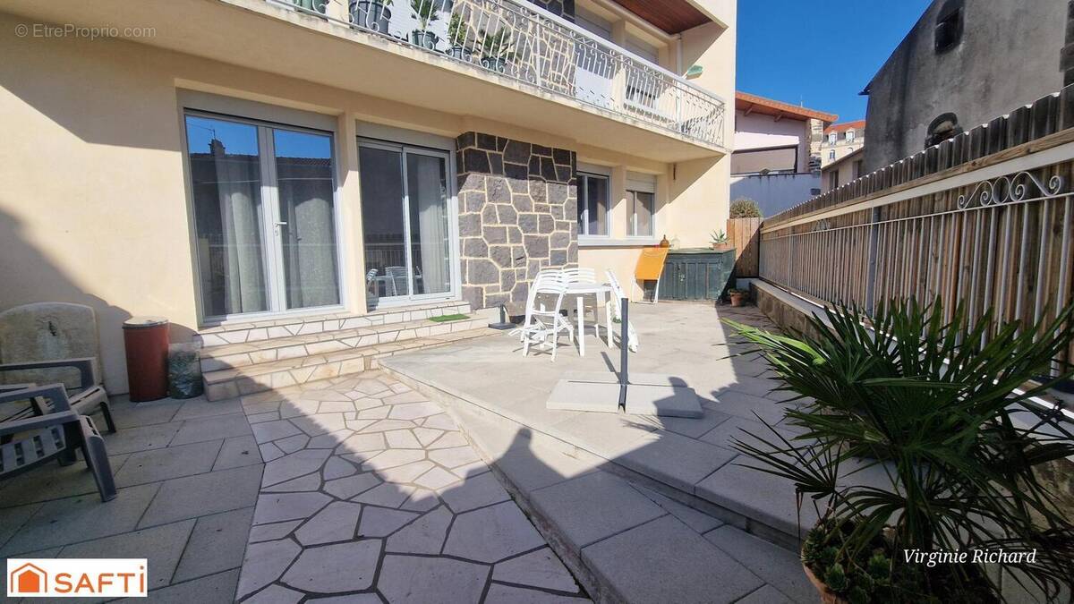 Photo 1 - Appartement à CHATELGUYON
