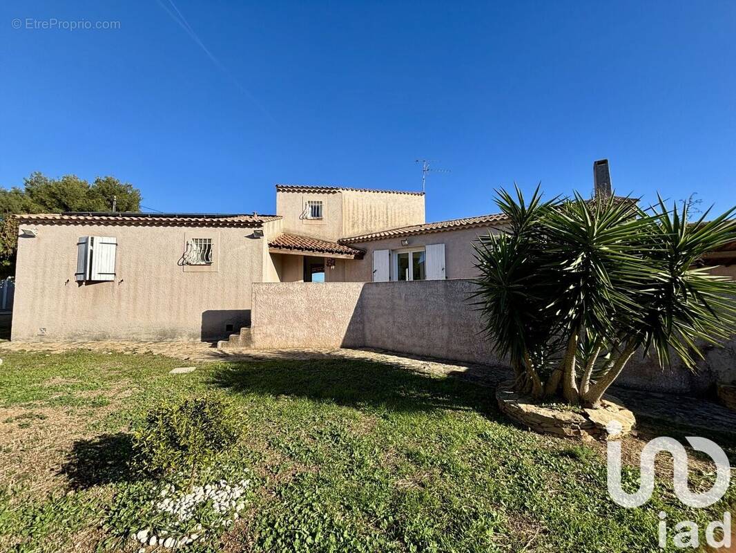 Photo 1 - Maison à CEYRESTE