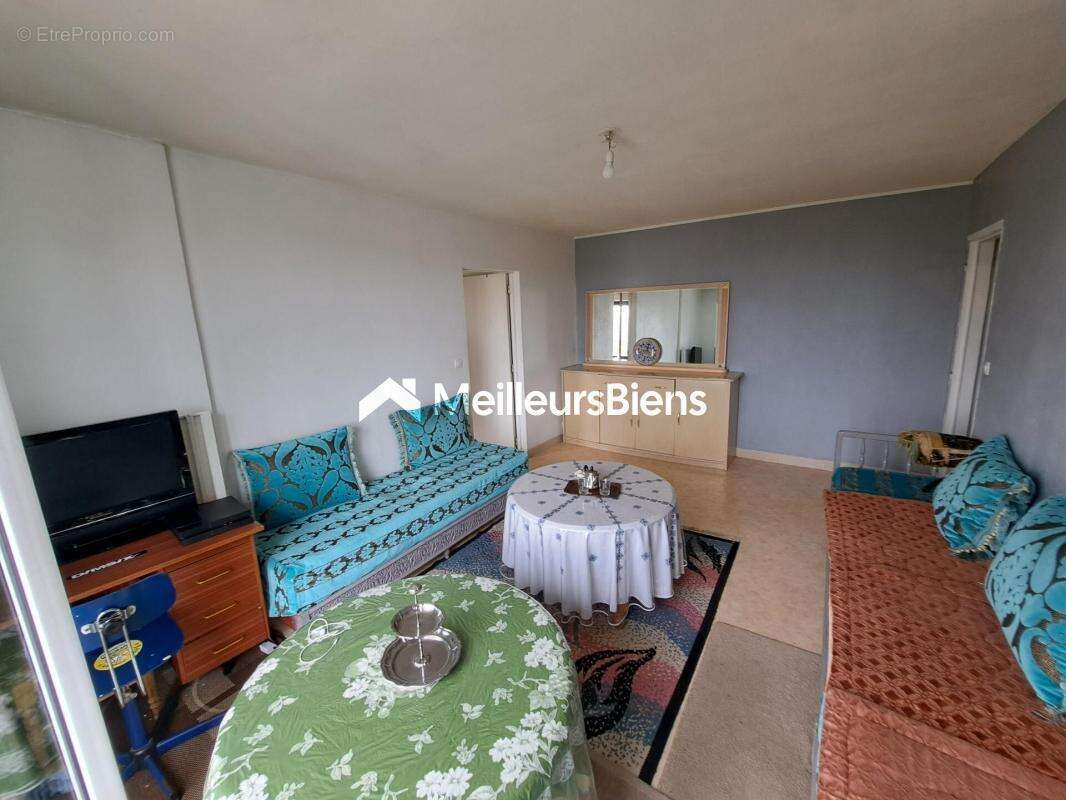 Appartement à LA CHAPELLE-SAINT-LUC