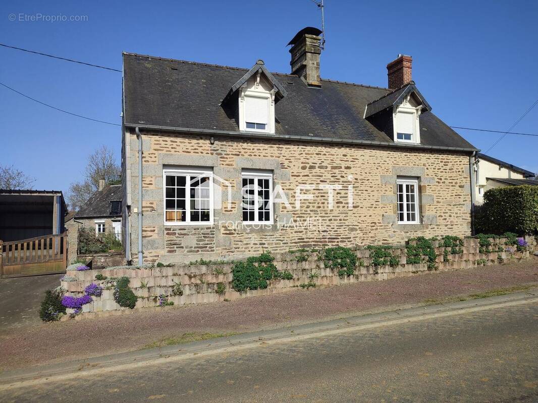 Photo 1 - Maison à SOURDEVAL
