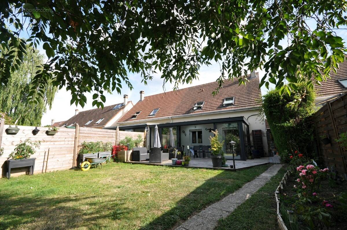 Maison à BOISSY-SOUS-SAINT-YON
