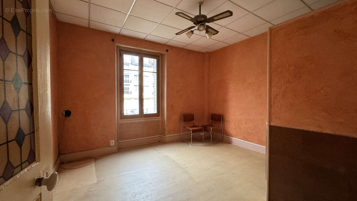 Appartement à AIX-LES-BAINS