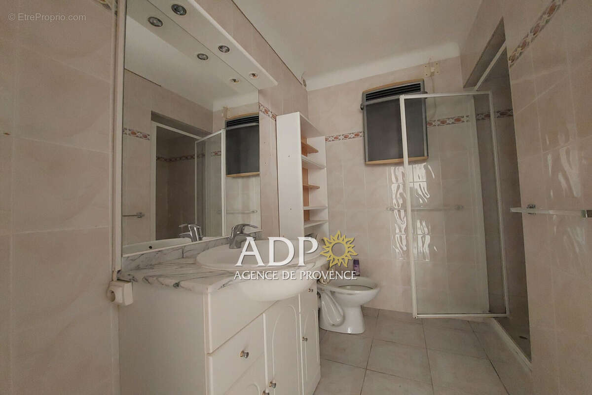 Appartement à MANDELIEU-LA-NAPOULE