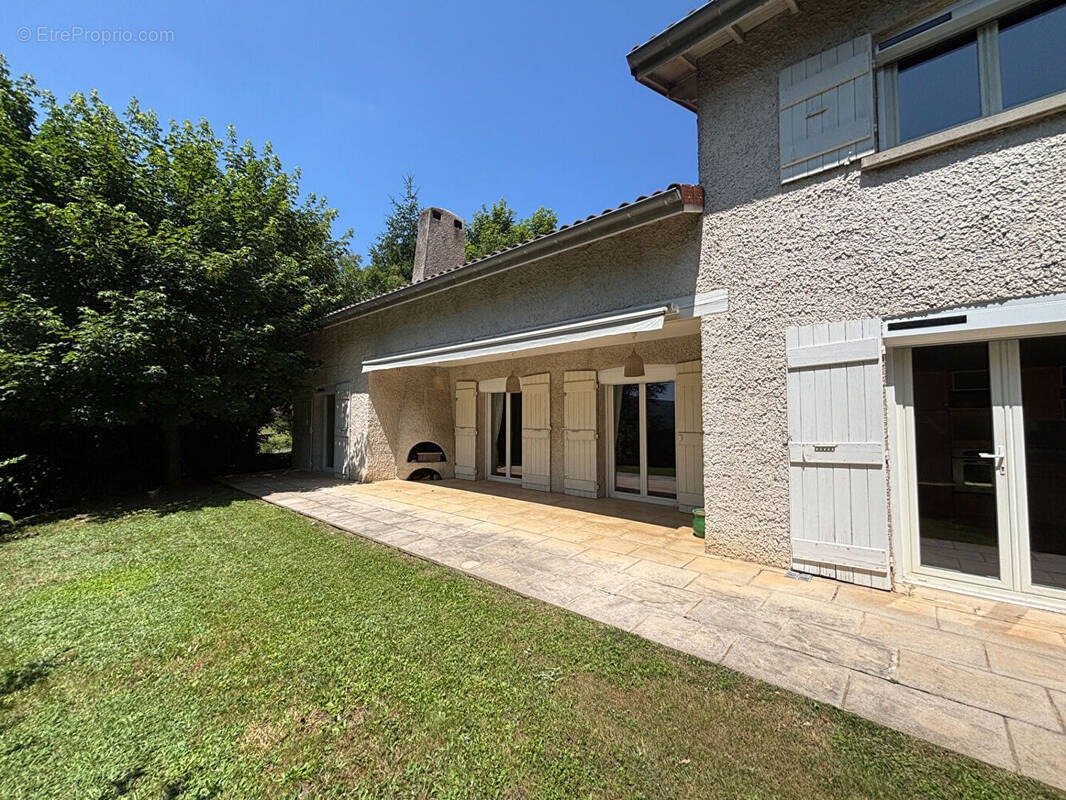 Photo 1 - Maison à SAINT-PAUL-EN-CORNILLON