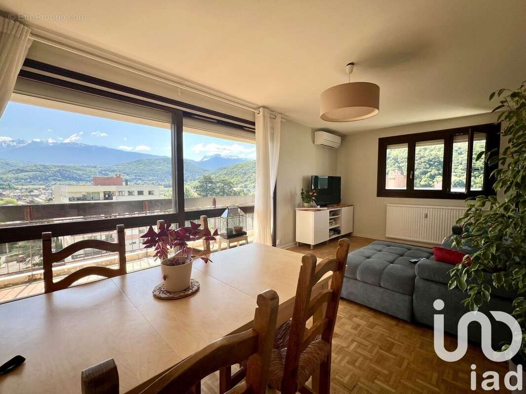 Photo 2 - Appartement à ECHIROLLES