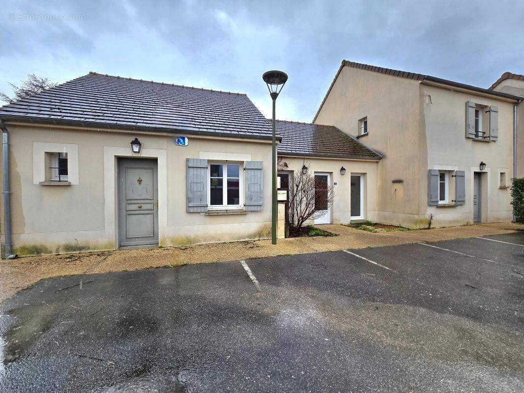 Maison à NEMOURS