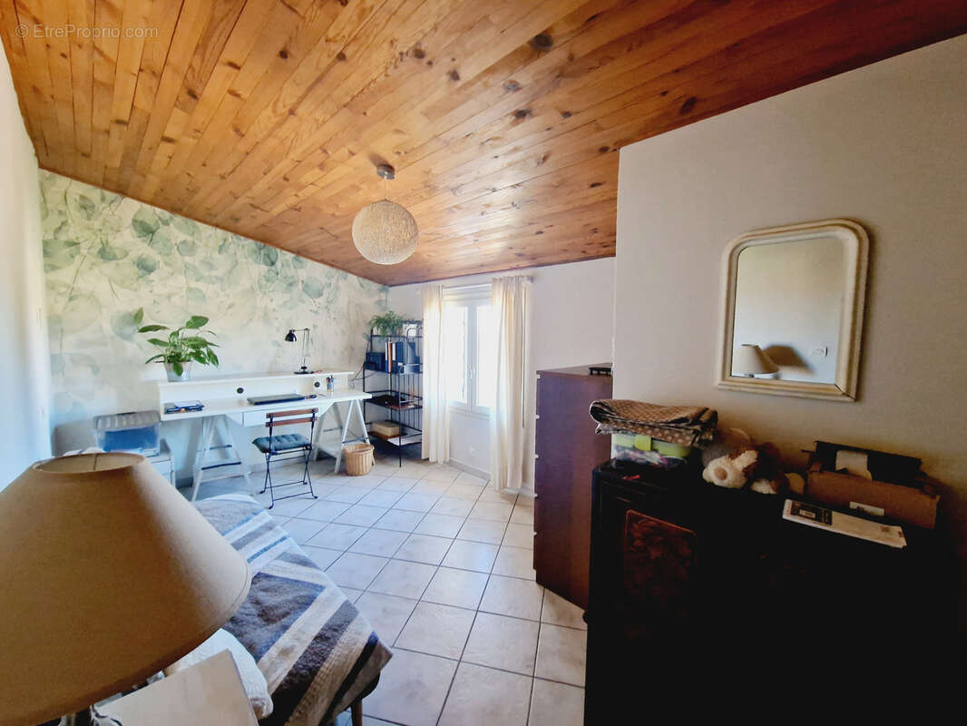 Maison à DIEULEFIT