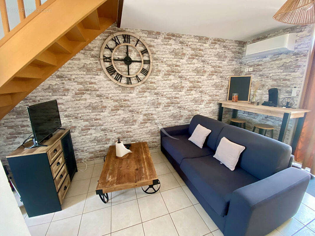 Appartement à FAY-AUX-LOGES