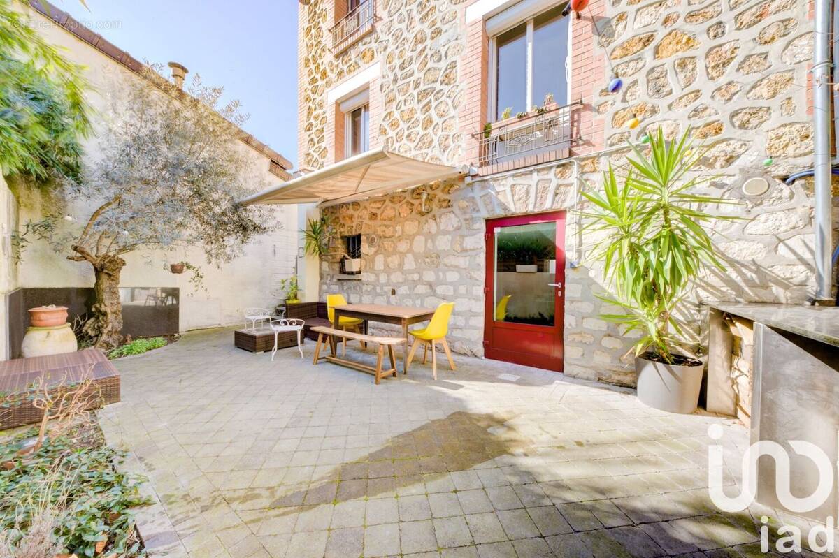 Photo 1 - Maison à COLOMBES
